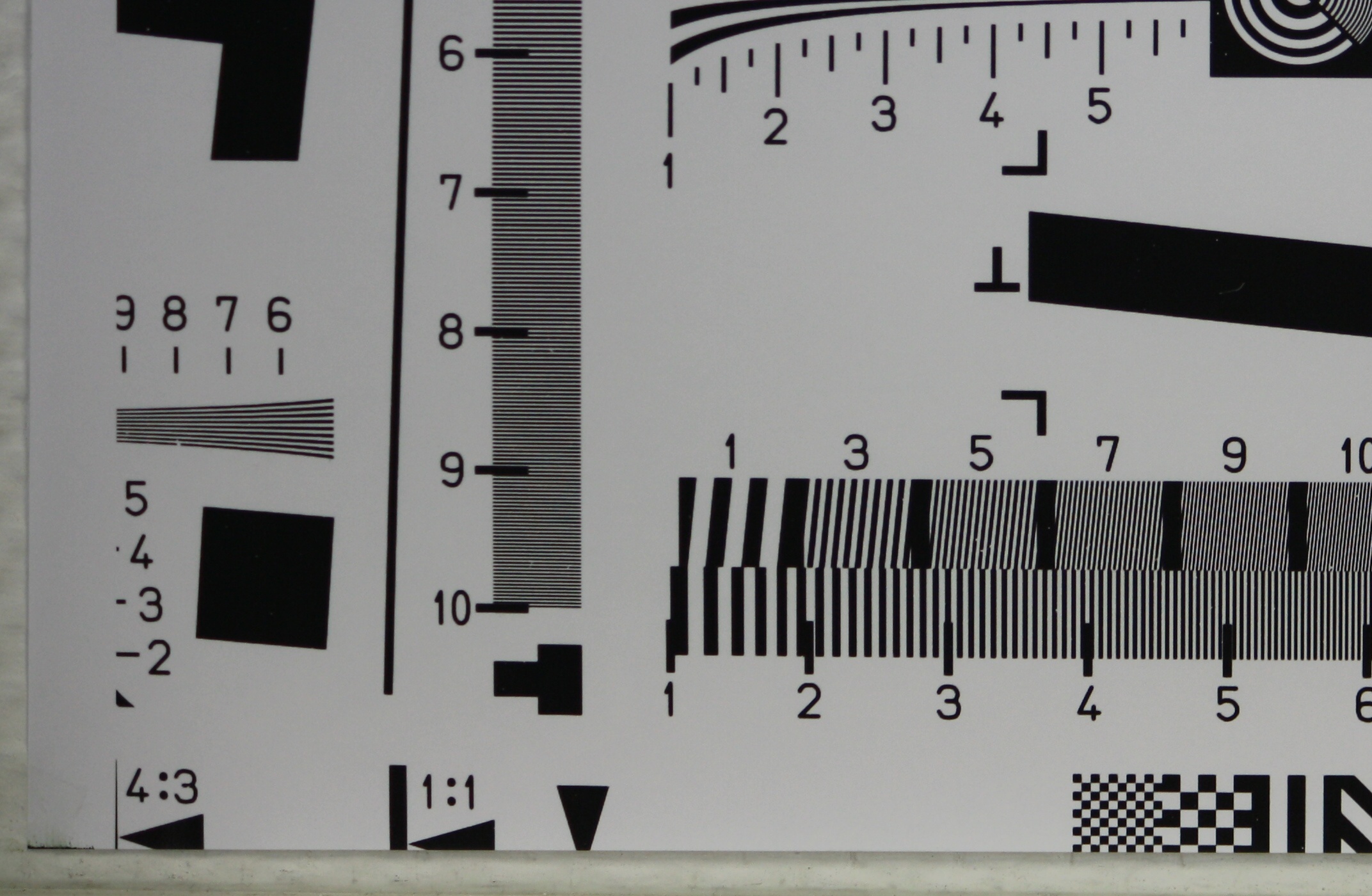 70mm_F4.jpg