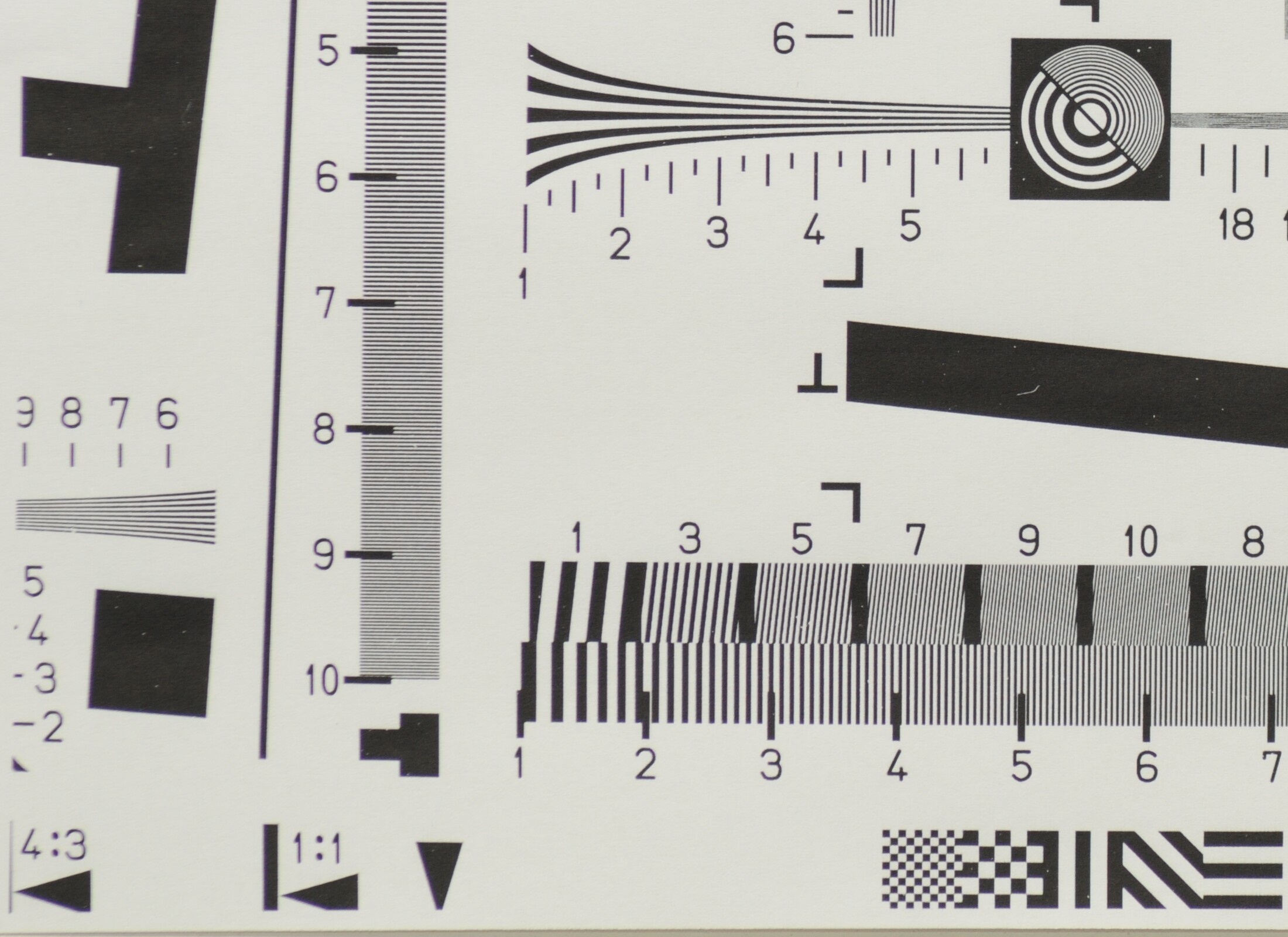 180mm_F8.jpg
